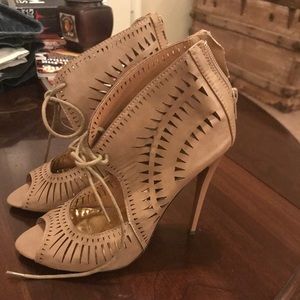 NWOT Tan Heels